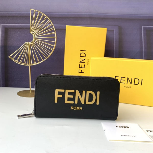 超激安ブランド財布偽物全体デザイン